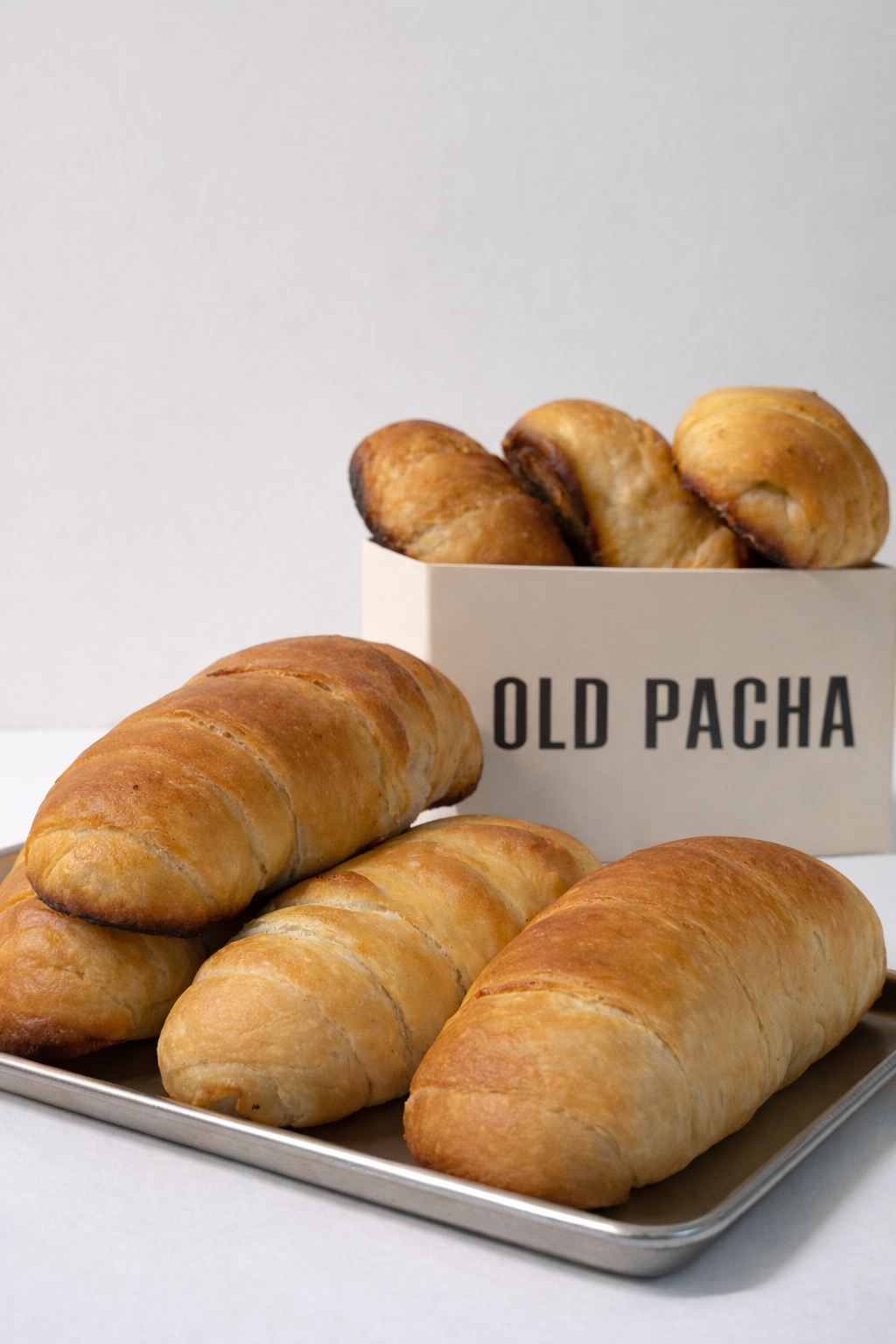Salted ail bread